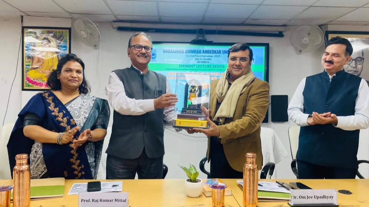 भारत फिर बनेगा विश्वगुरु: NEP में पहली बार आधिकारिक मान्यता, BBAU में गूंजा भारतीय ज्ञान का स्वर