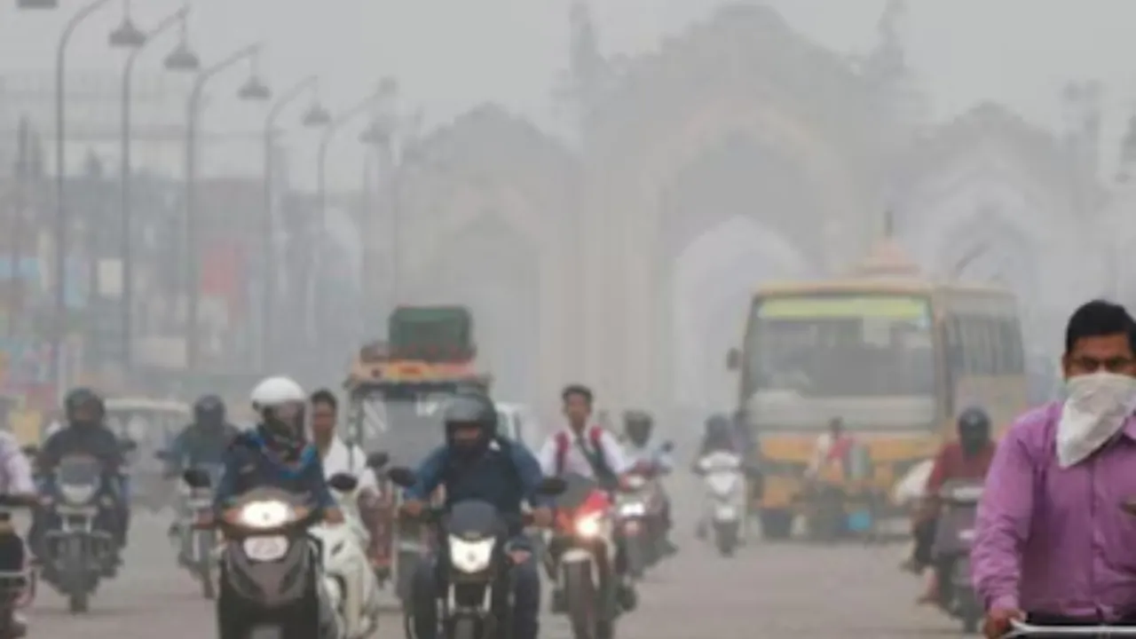 उत्तर प्रदेश में जहर वाली ठंड शुरू... लखनऊ 356, नोएडा में AQI 330 के पार, सूरज भी गायब  