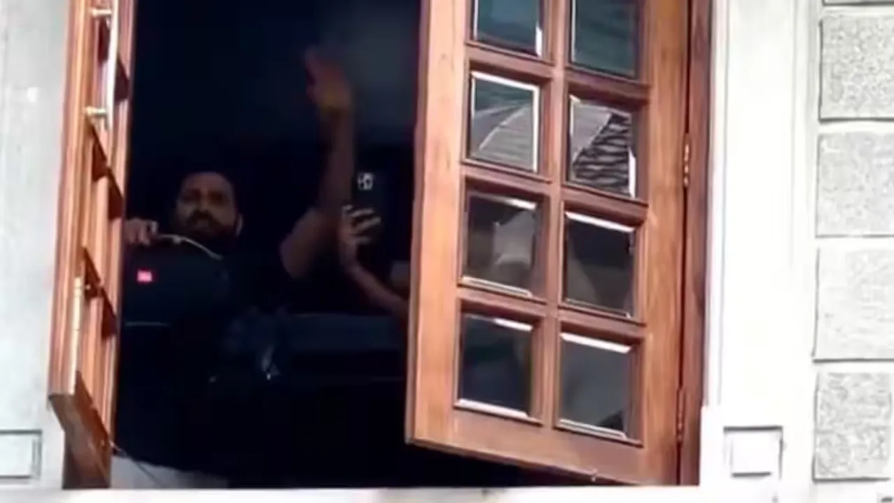 रोहित शर्मा का धमाकेदार सरप्राइज: शादी के फोटोशूट में DJ बने 'हिटमैन', वीडियो ने इंटरनेट पर मचाया तहलका!