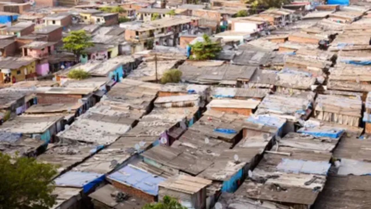 SIR में बांग्लादेशी-रोहिंग्या पर बड़ी कार्रवाई की तैयारी, अवैध झुग्गी-झोपड़ी वालों को कहां से मिला आधार और राशन कार्ड होगी जांच