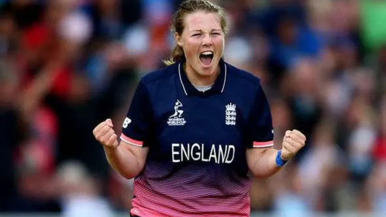 WPL 2026 से RCB के कोचिंग स्टाफ में बड़ा बदलाव, इंग्लैंड की अन्या श्रब्सोल बनीं नई गेंदबाजी कोच