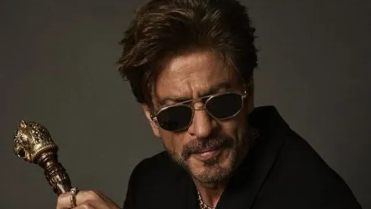 दो नवंबर: हिंदी सिनेमा के ‘बादशाह’ शाहरुख खान का जन्मदिन