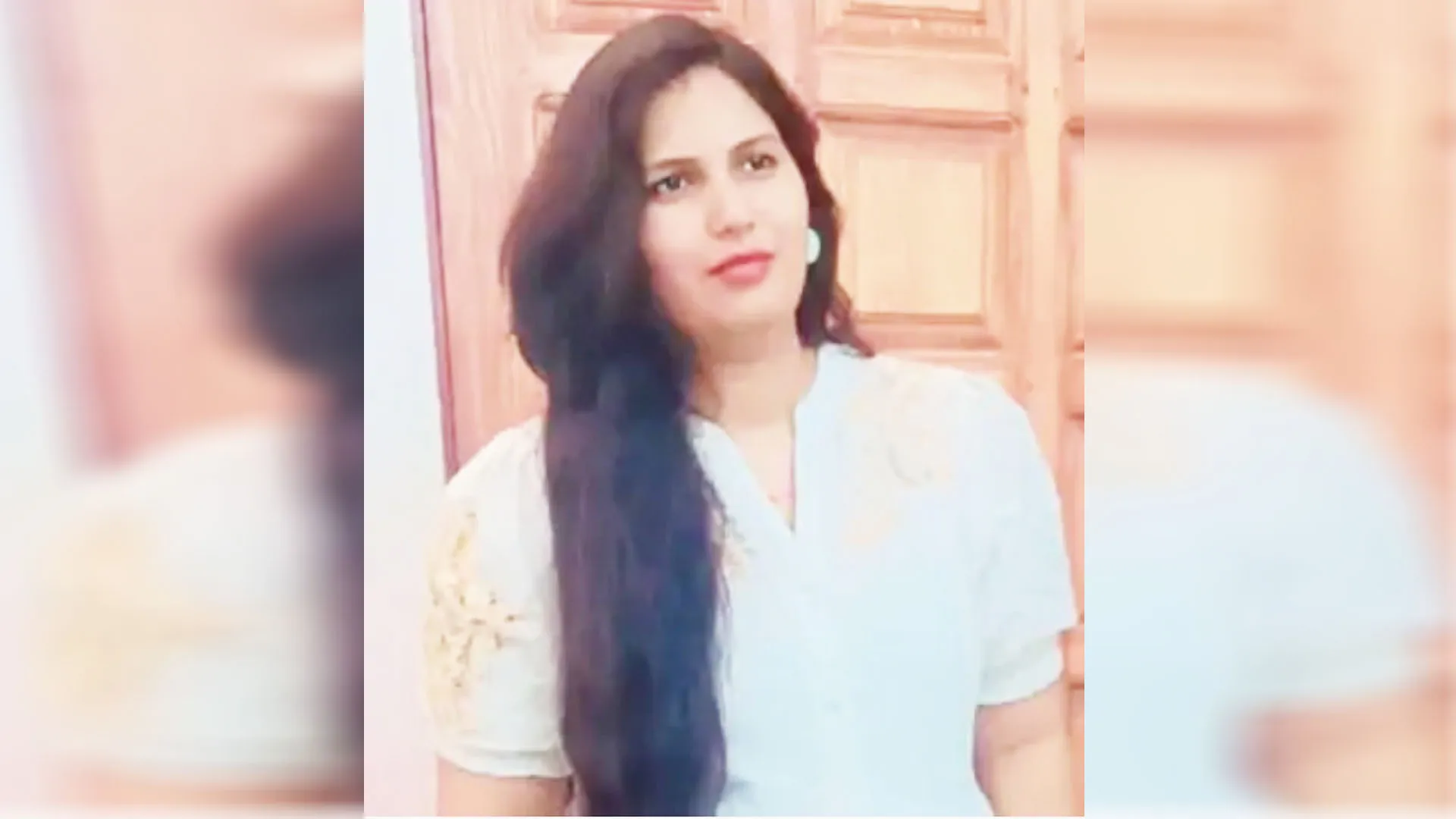 UP: पड़ोस की किशोरी संग टहलने निकली थी...आईआईटी कानपुर की छात्रा ने गंगा में लगाई छलांग