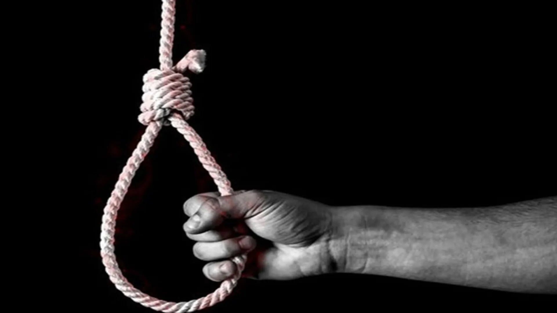 बदायूं: पत्नी से परेशान युवक ने पहले ऑडियो किया रिकॉर्ड...फिर फांसी लगाकर दी जान