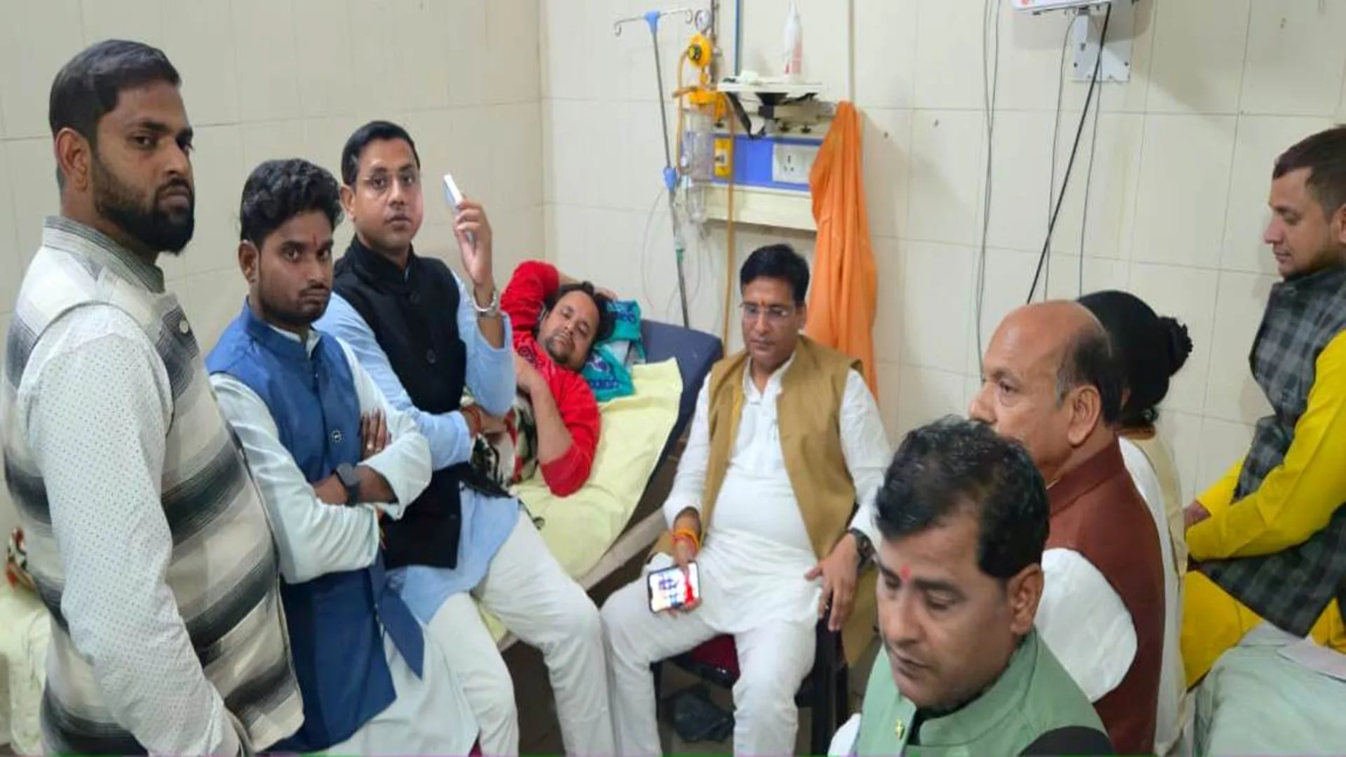 Pilibhit: विहिप संगठन मंत्री को जेल भेजने का मामला गरमाया, प्रांत संगठन मंत्री ने कार्रवाई पर उठाए सवाल 
