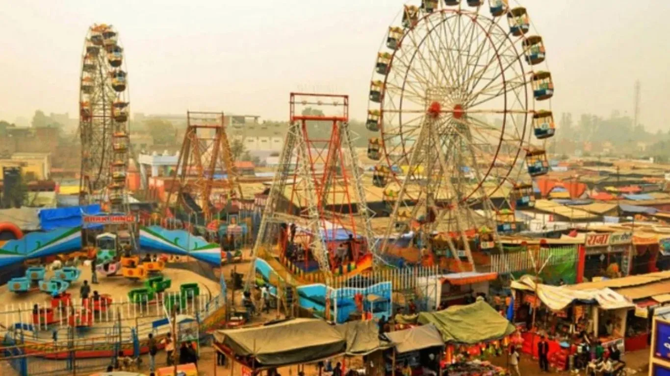   हस्तशिल्प महोत्सव :  सांस्कृतिक संध्या में बही कविता की सरिता, कवियों एवं कवित्रियों ने बांधा समां 