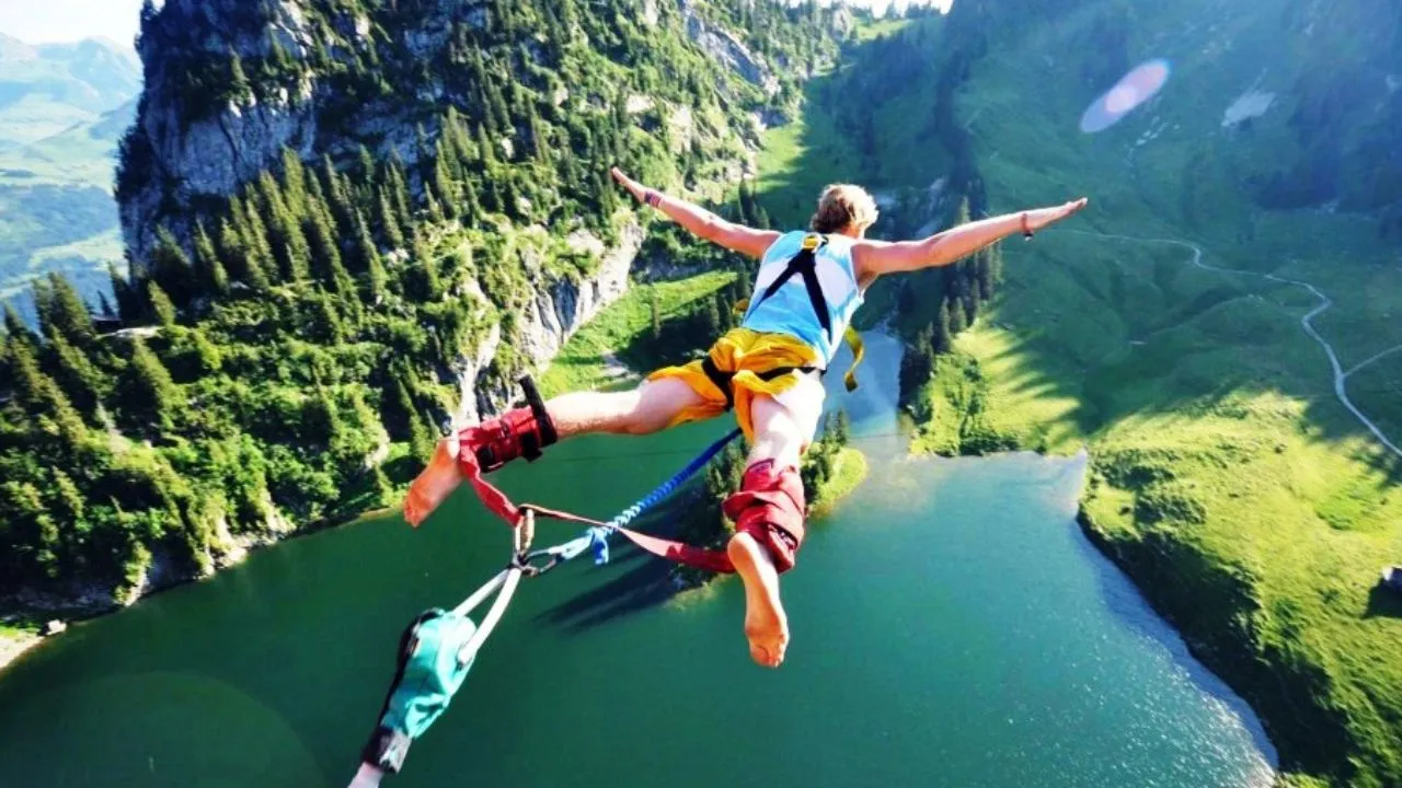 देश की सबसे ऊंची बंजी जंपिंग साइट सील... रामनगर में DDA टीम की कार्रवाई, नियमों की अनदेखी का आरोप 