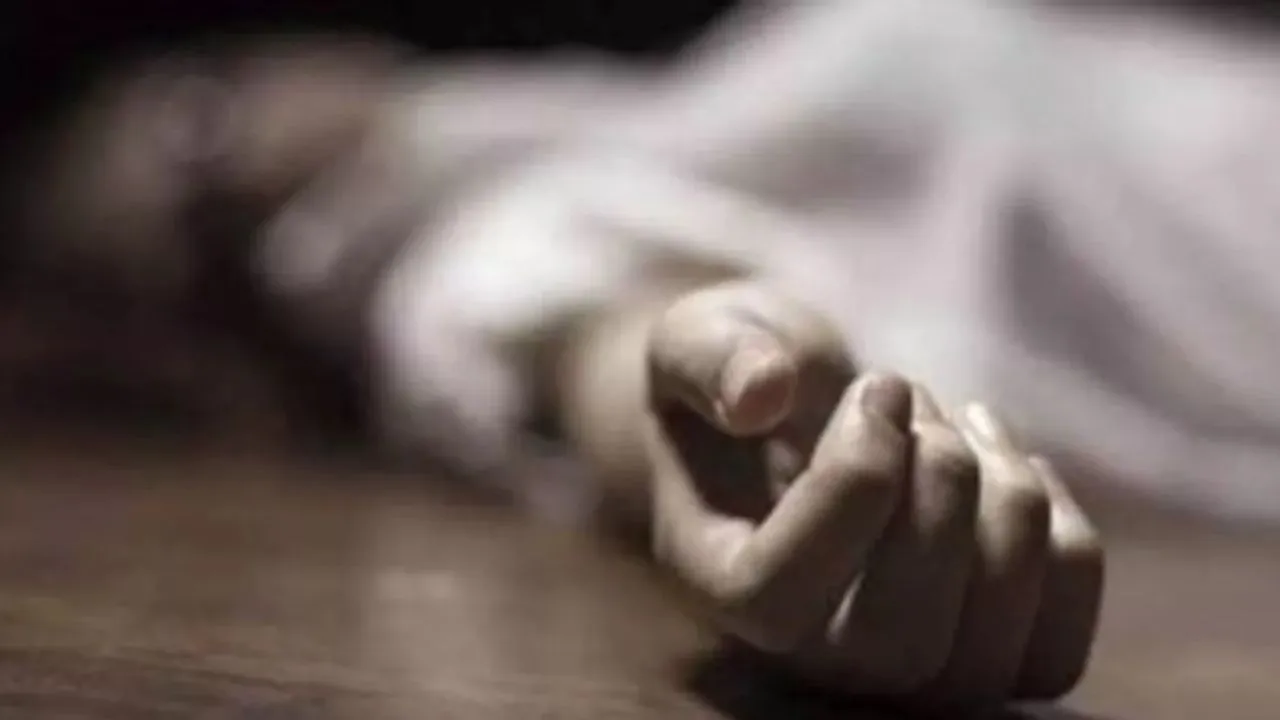   प्रतापगढ़ में नर्स की खुदखुशी का मामला:  कमरे में लगाई फांसी, ओटी टेक्निशियन के रूप में थी कार्यरत  