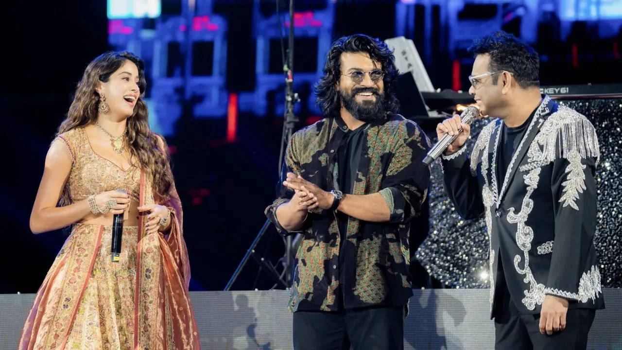 जब तेलुगु में ऑडियंस से जाह्नवी करने लगी बात....अपनी स्पीच से सभी को चौकाया, पेड्डी प्रमोशन में जीता दर्शकों का दिल 