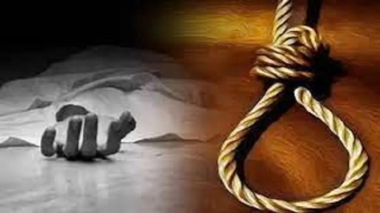 बस्ती में फंदे से लटकता मिला पुलिस आरक्षी का शव:  बहराइच पुलिस लाइंस में था तैनात, पुलिस कर रही सभी पहलुओं की जांच 