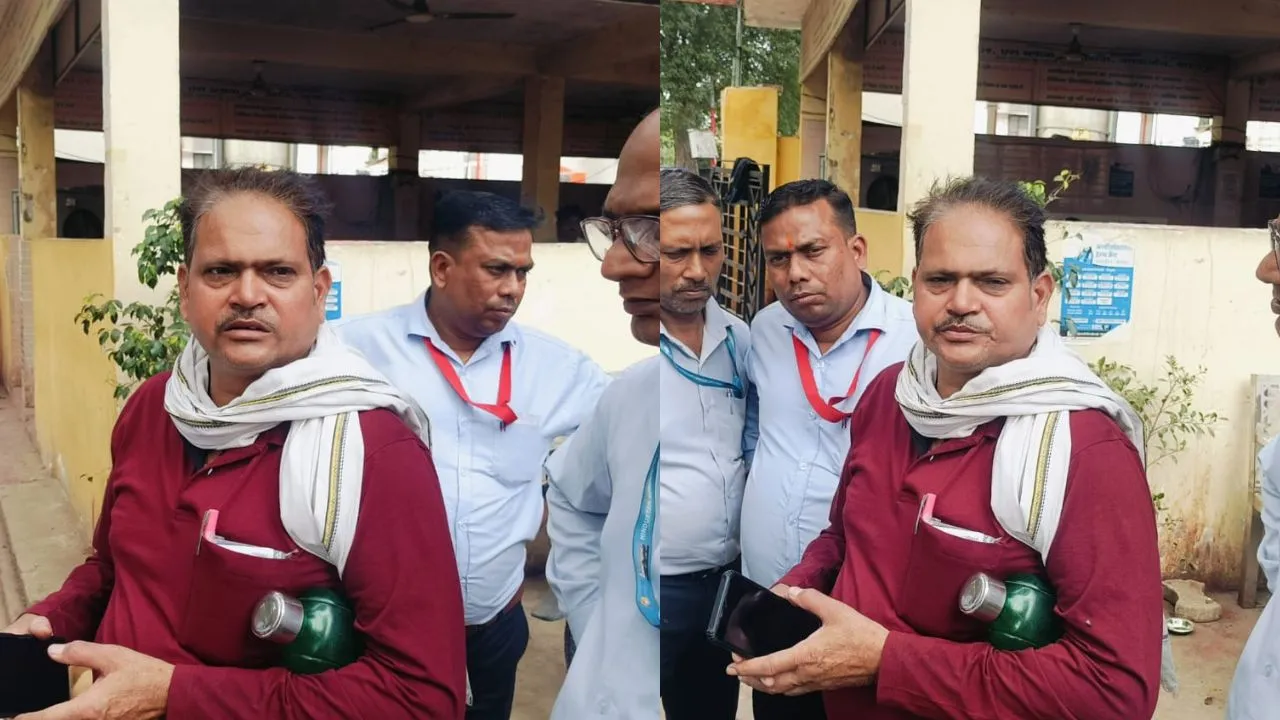  कानपुर में 9वीं के स्टूडेंट ने दी जान: कमरे में फांसी लगाकर की खुदकुशी, पढ़ाई में कमजोर होने के कारण नहीं जा रहा था स्कूल 