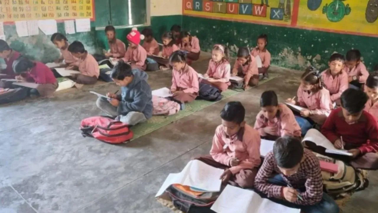 ड्रॉप बॉक्स में अटके 56 हजार बच्चे ... शिक्षा विभाग पर उठ रहे सवाल, DIOS और बीएसए को 24 घंटे की मोहलत