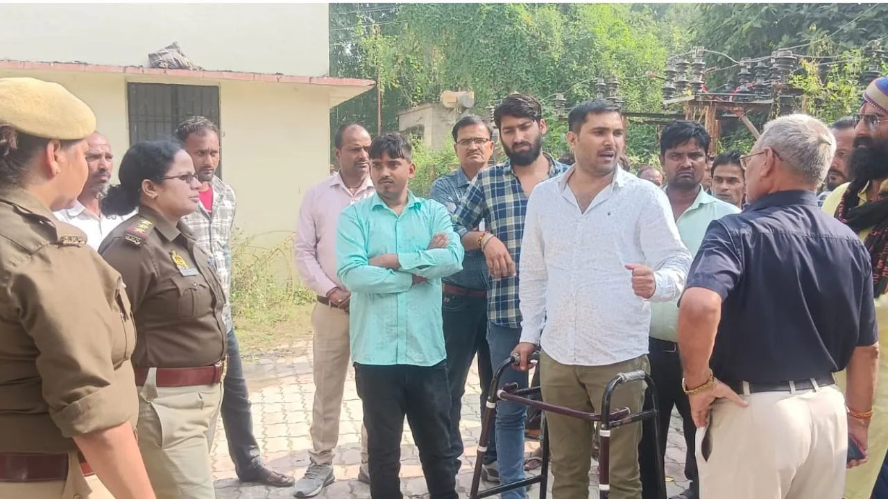 गोंडा में RPF हिरासत में युवक की मौत.. दरोगा समेत 3 पर हत्या का केस, परिजनों ने लगाया पीट पीटकर हत्या करने का आरोप