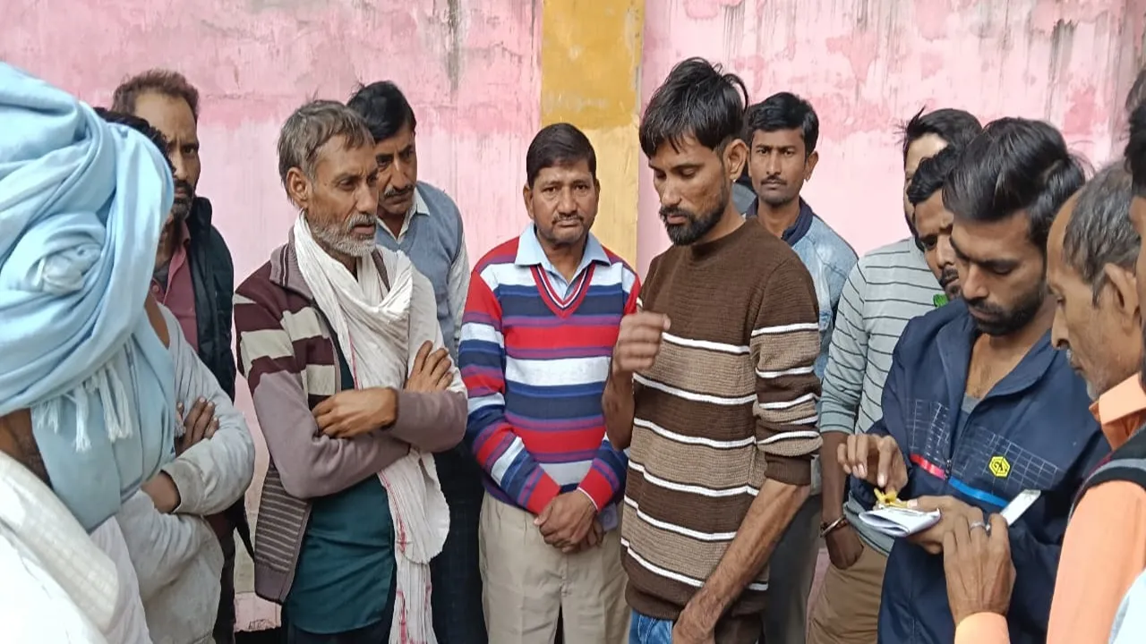 कानपुर : पत्नी-बच्चे की मौत से दुखी युवक ने की आत्महत्या, सुसाइड नोट में लिखा- उसके बिना नहीं जी सकता