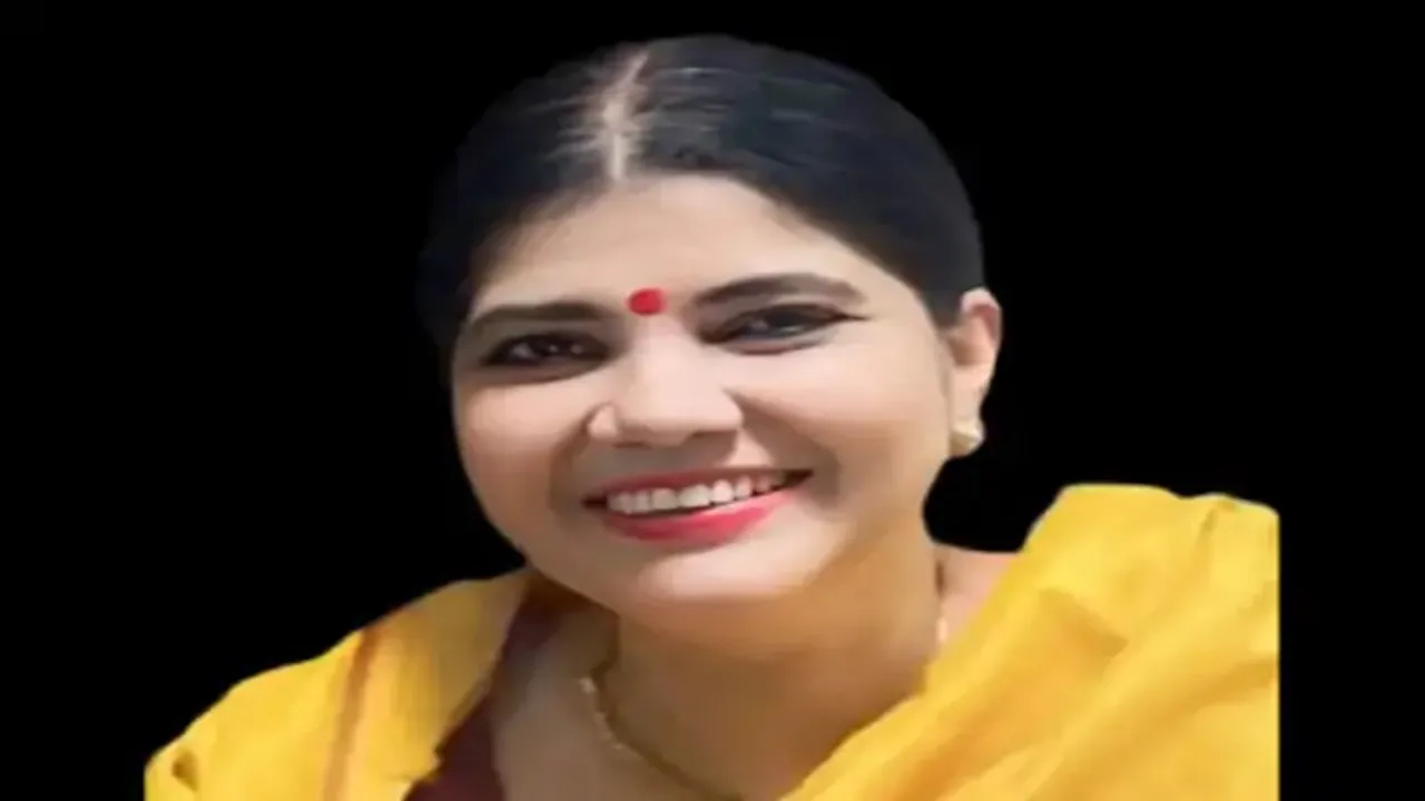 वाराणसी : UP राज्य महिला आयोग की उपाध्यक्ष ने कस्तूरबा गांधी बालिका विद्यालय का किया निरीक्षण