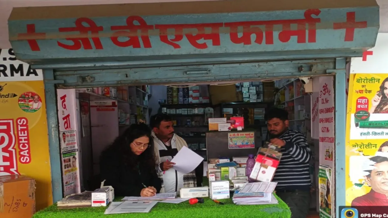 बाराबंकी : नशा कारोबार की बड़ी ढाल बना ‘सूचना लीक सिस्टम’, जांच से पहले गिर जाते हैं मेडिकल स्टोरों के शटर