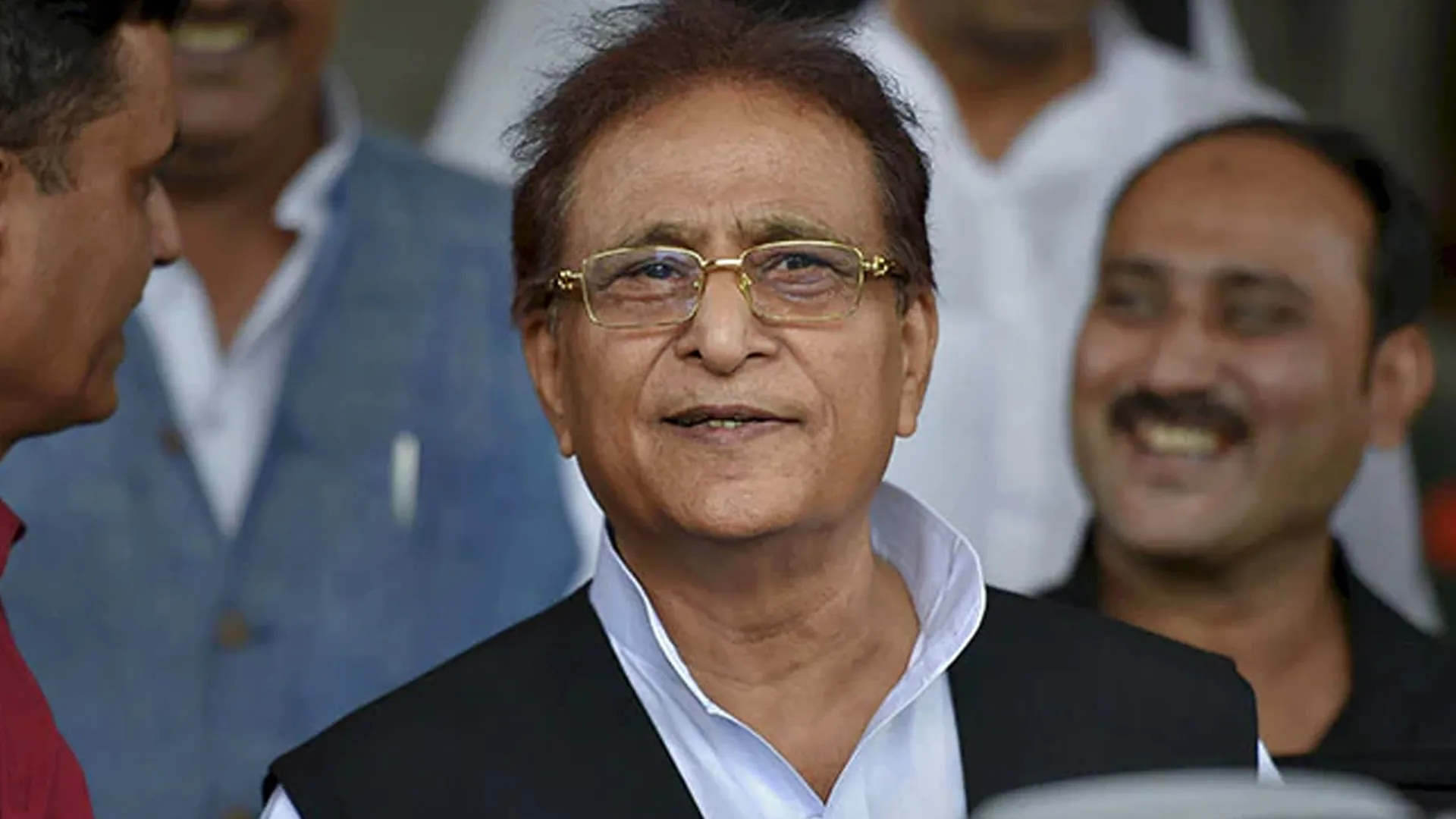 UP: सेना पर टिप्पणी मामले में आजम खान बरी...साक्ष्य के अभाव में एमपी एमएलए कोर्ट का फैसला