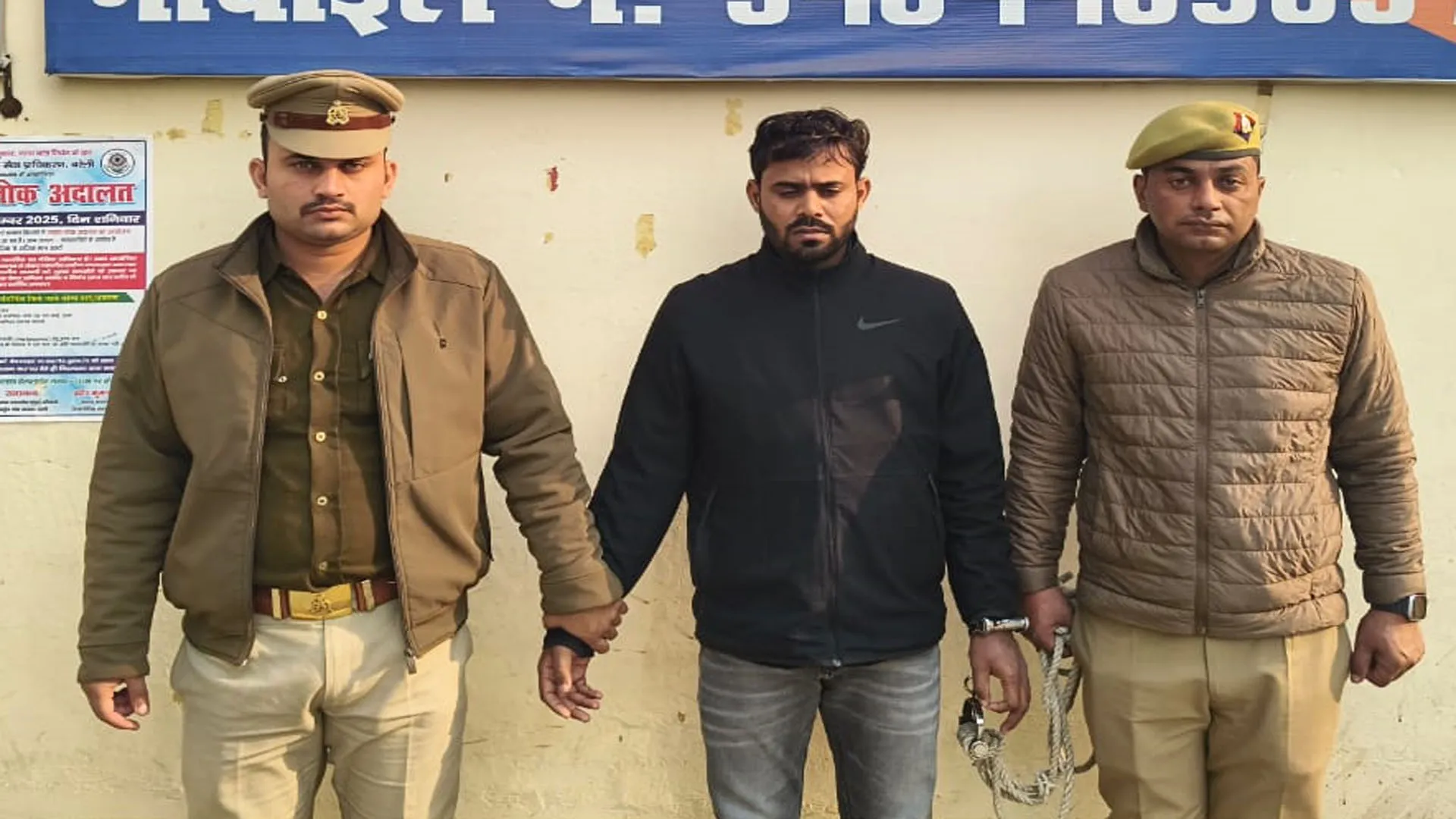 Bareilly : शूटरों के साथ अशरफ से मुलाकात करने वाला 50 हजार का इनामी गिरफ्तार