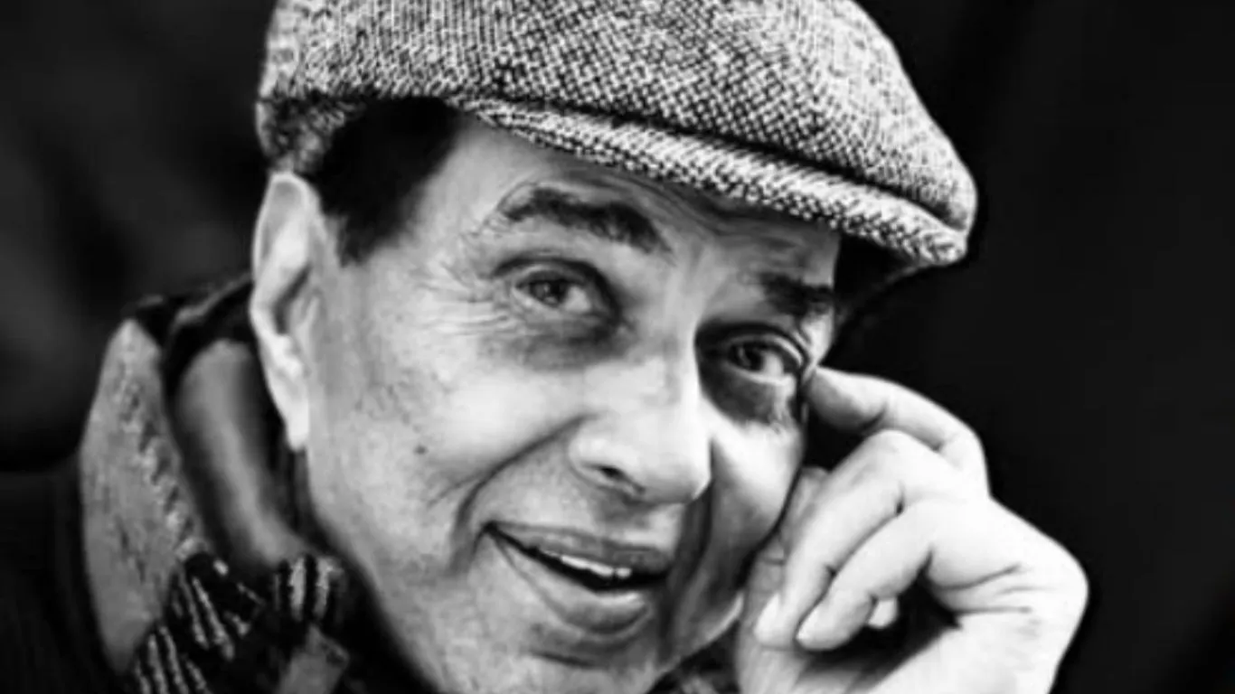 Birthday Special :  90वें जन्मदिन पर इमोशनल हुआ देओल परिवार, तस्वीर शेयर कर बोलीं हेमा मालिनी ‘‘जन्मदिन मुबारक हो, मेरे प्रिय धरम जी’’