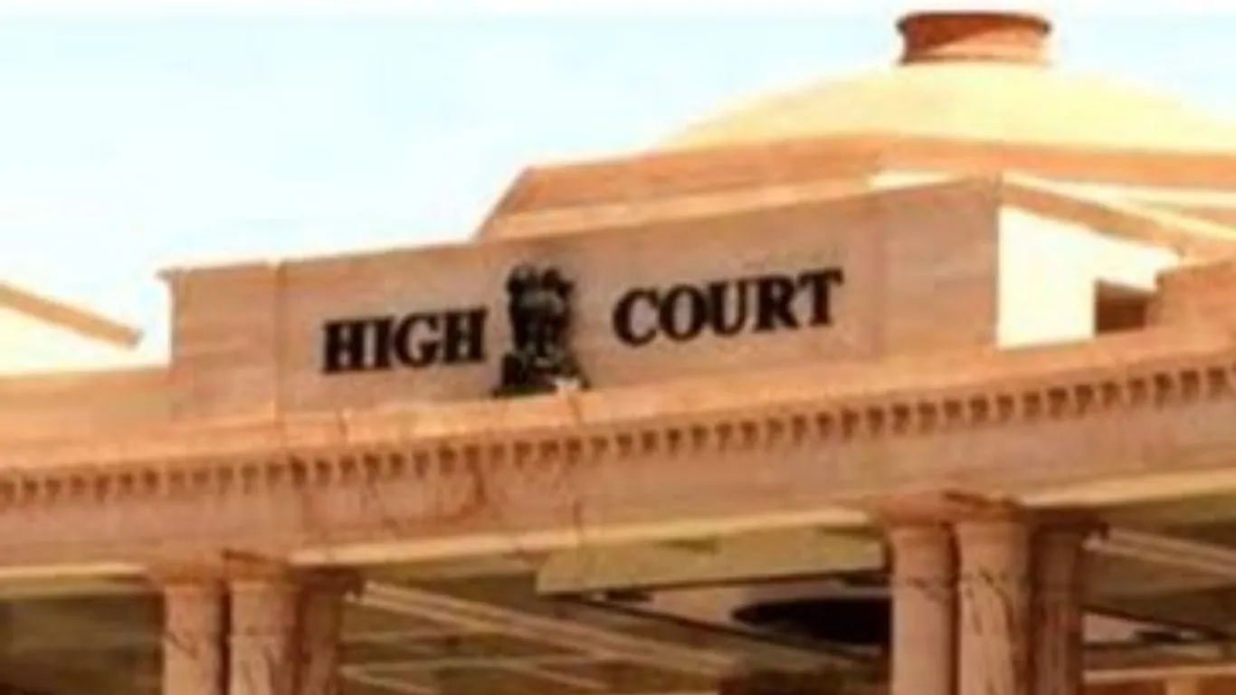 Lucknow HighCourt :  देवी-देवताओं के अपमान वाली याचिका निस्तारित, कोर्ट ने केंद्र-राज्य सरकार के समक्ष अपनी बात रखने को कहा