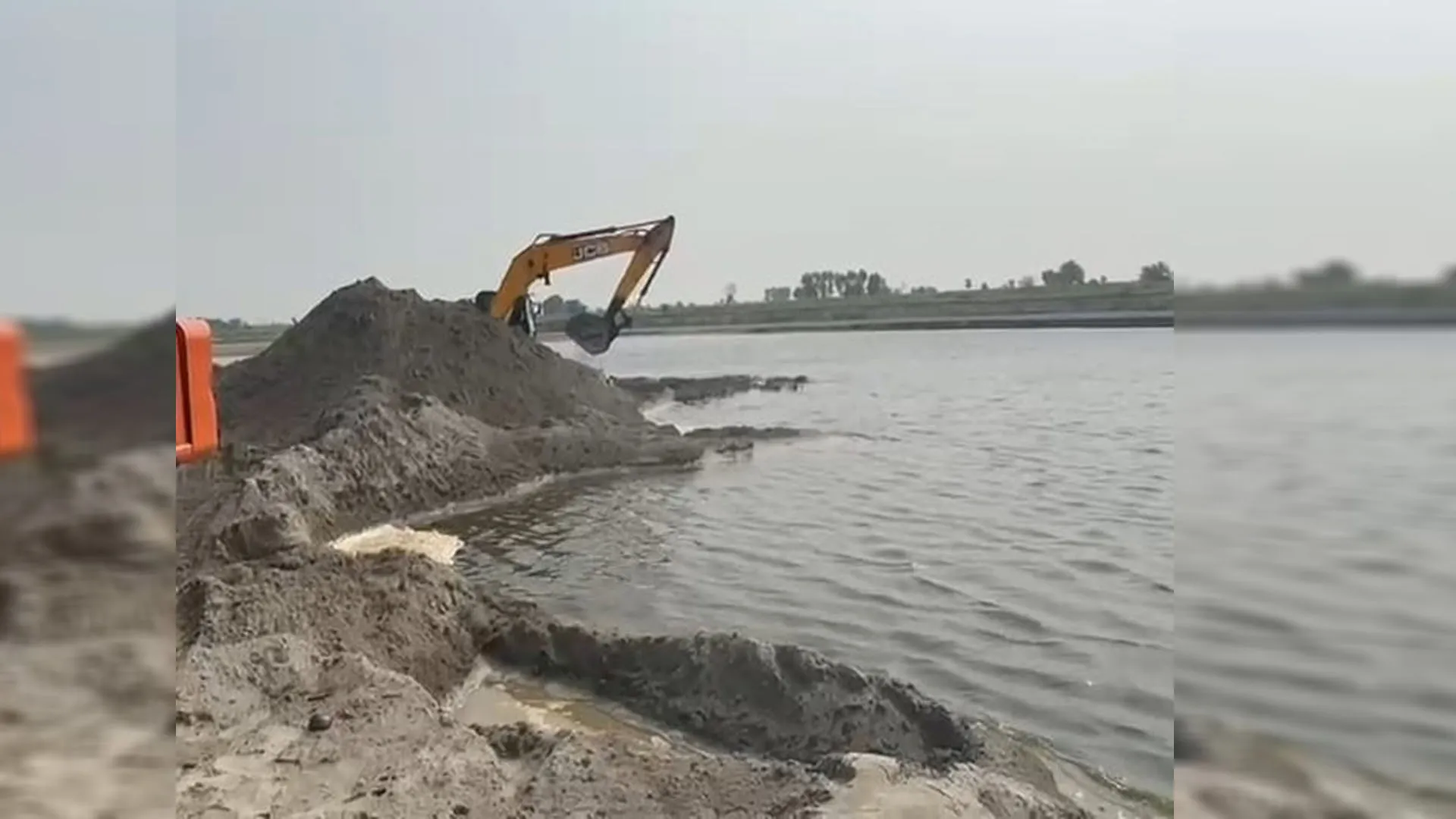 UP: गंगा में अवैध बालू खनन पर लगाया 25 लाख से अधिक का जुर्माना