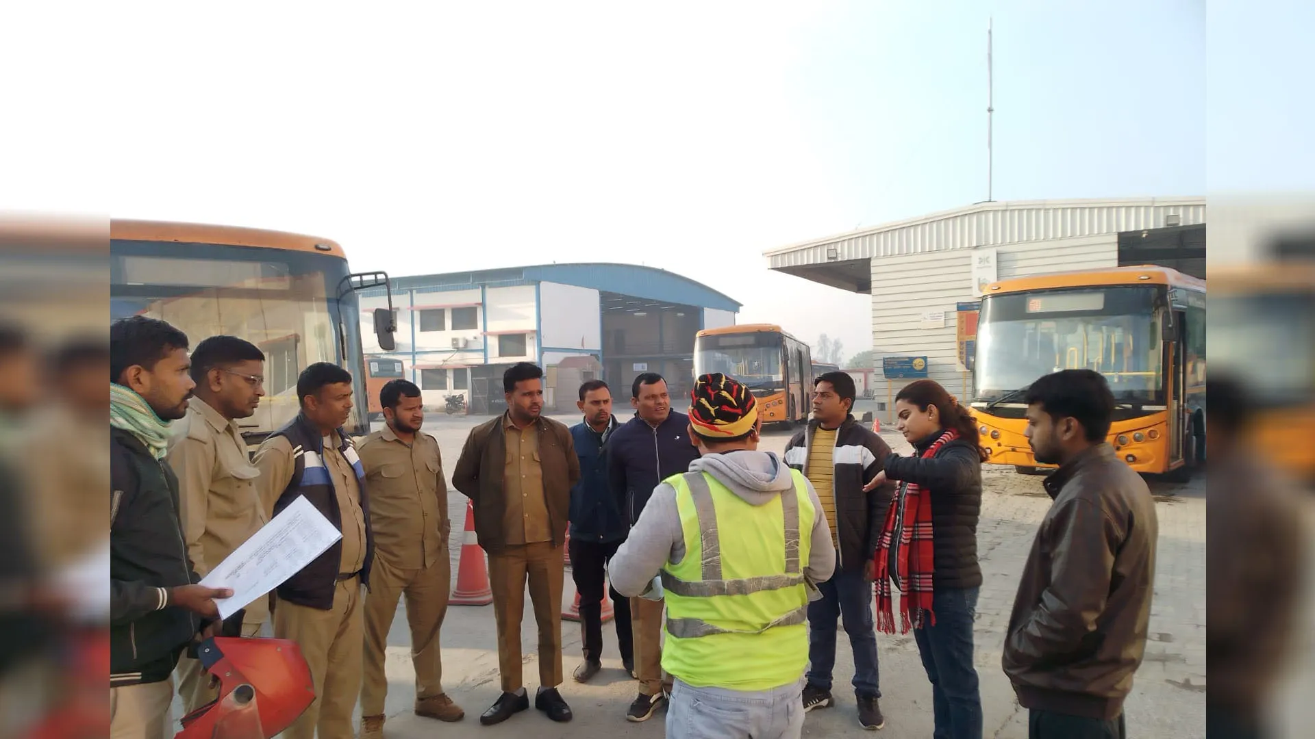 Bareilly: शहरियों को पसंद आने लगा ई-बसों का सफर...रोजाना मिल रहीं 250 तक सवारियां