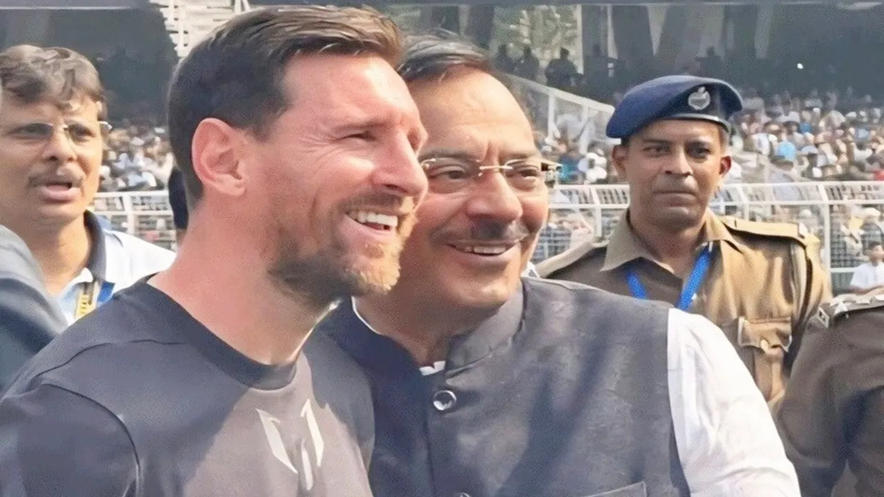 Lionel Messi इवेंट विवाद : ममता सरकार के खेल मंत्री ने दिया इस्तीफा, कहा- उम्मीद है कि CM मेरे अनुरोध पर विचार करेंगी... 