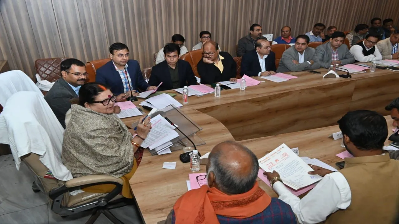 कानपुर : नामांतरण शुल्क पर जनता को राहत, अब लगेंगे सिर्फ 5 हजार रुपए