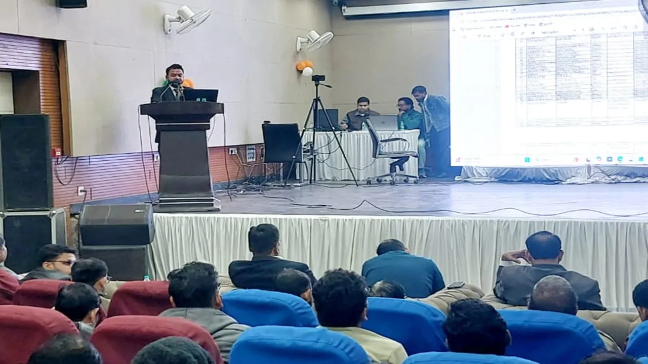 कानपुर : 140 प्लाट के लिए 7 हजार से अधिक आवेदक जुटे