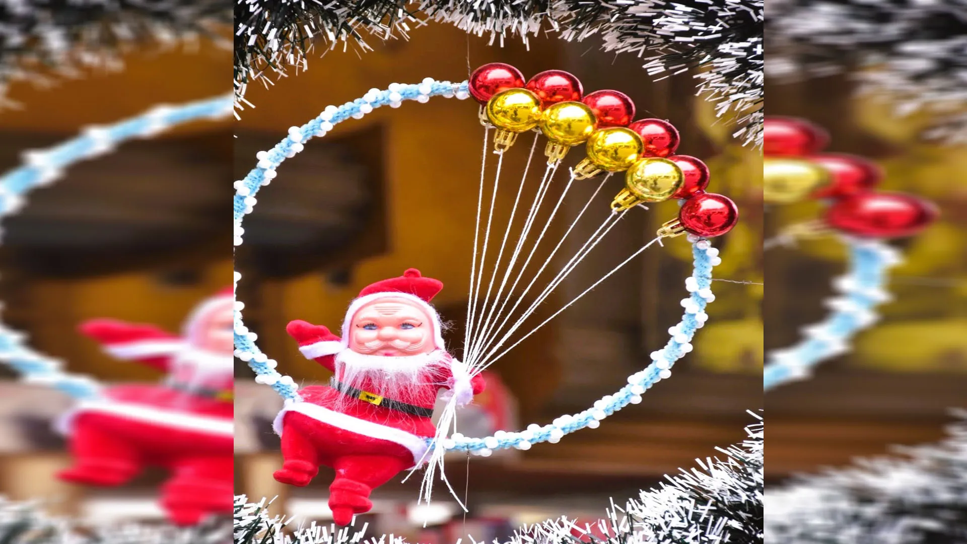 Moradabad: क्रिसमस की खुशियों में डूबे लोग, चर्चों में प्रार्थना और घर-घर कैरल्स की गूंज