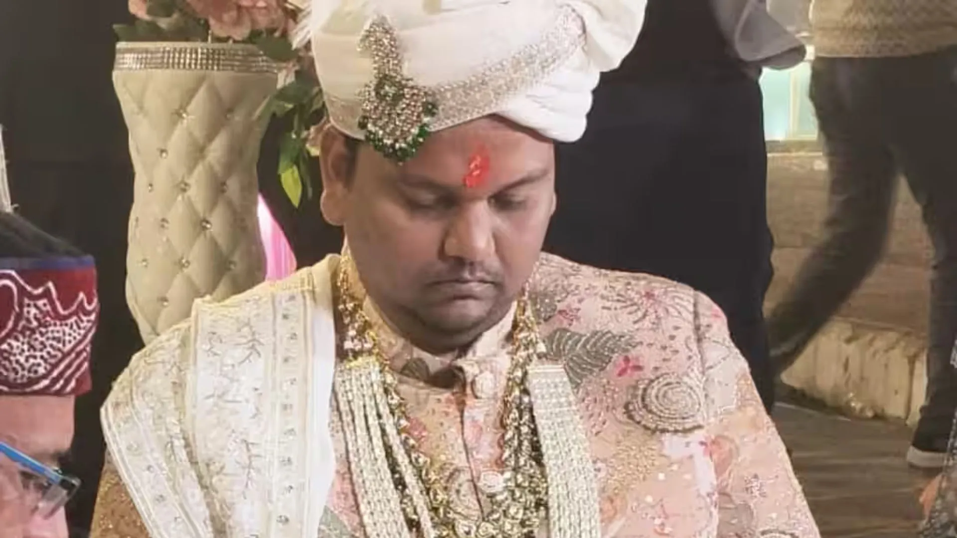 Bareilly: पंचायत के बाद भी नहीं बनी बात, लौटी बरात, दूल्हे समेत छह पर रिपोर्ट