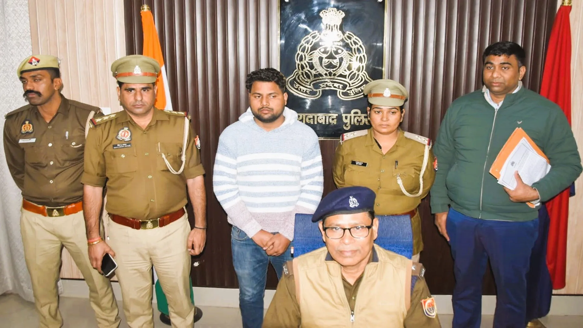 Moradabad: अरबों की राजस्व चोरी का आरोपी मास्टरमाइंड सुमित गिरफ्तार, जेल भेजा