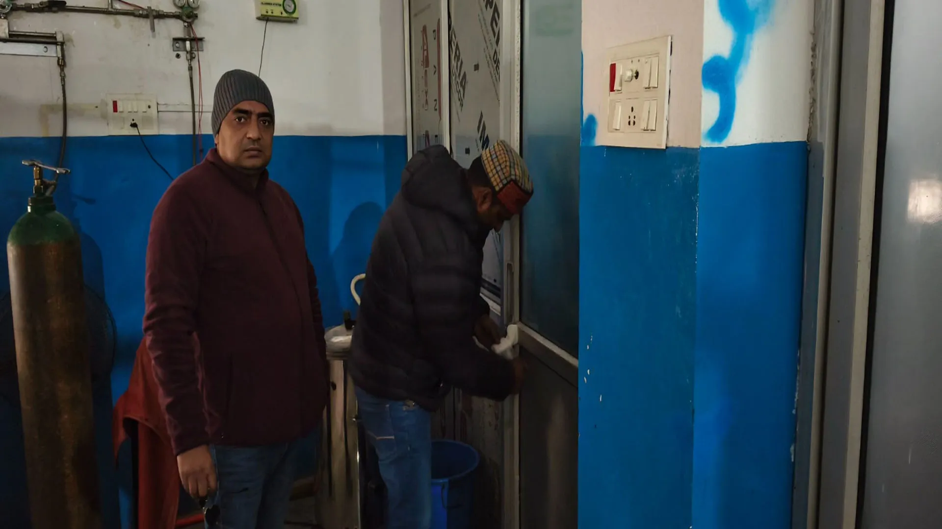 Rampur : प्रसूता की मौत के बाद प्राइवेट अस्पताल का ओटी किया गया सील