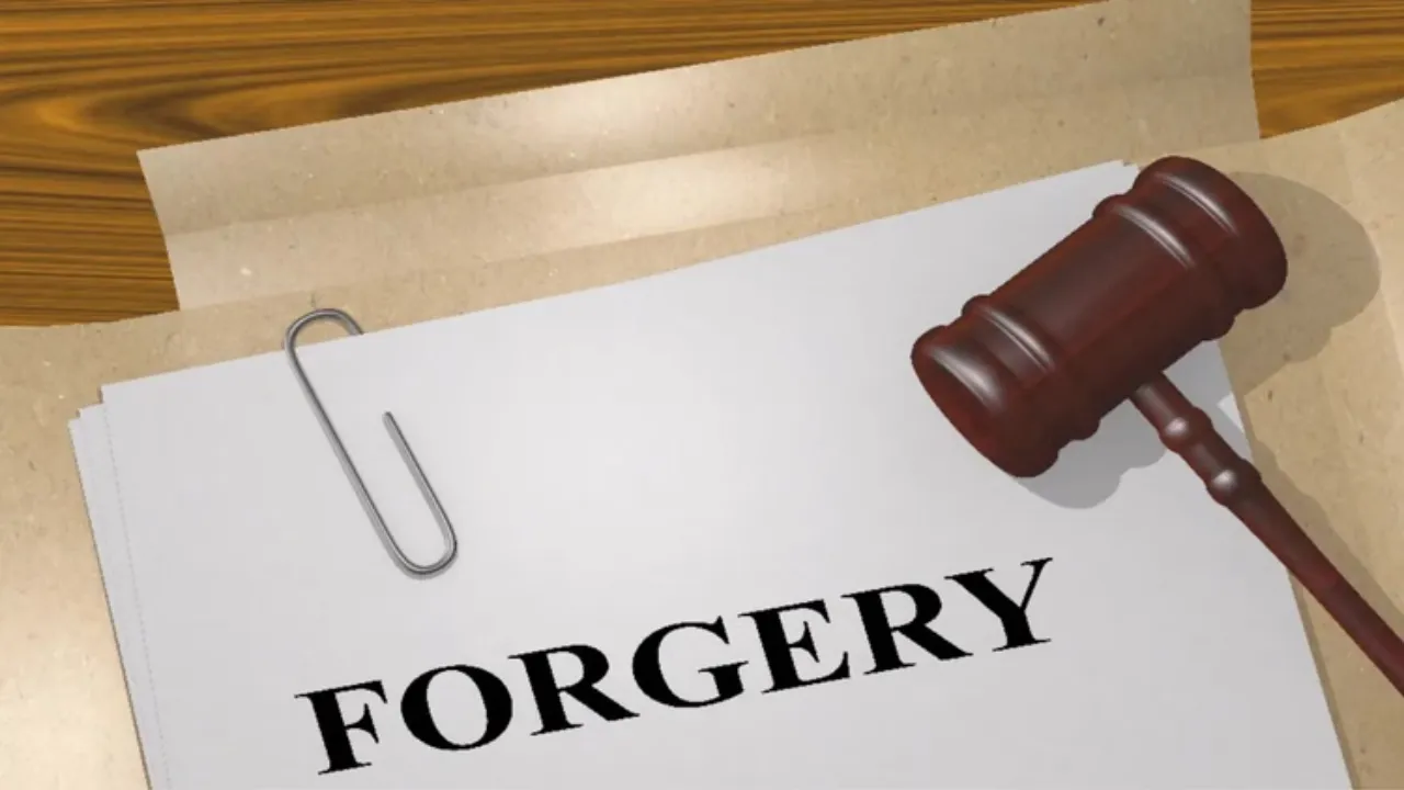 भदोही में कूटरचित दस्तावेज से नौकरी कर रहे हैं शिक्षक... जिला अल्पसंख्यक विभाग कर रहा कार्रवाई की तैयारी 