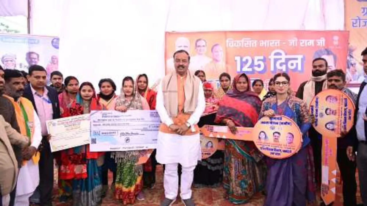 आजीविका मिशन वीबी-जी राम जी अधिनियम 2025 से लोगों को किया गया जागरूक, ग्राम पंचायतो मे आयोजित की गई विशेष ग्राम सभा