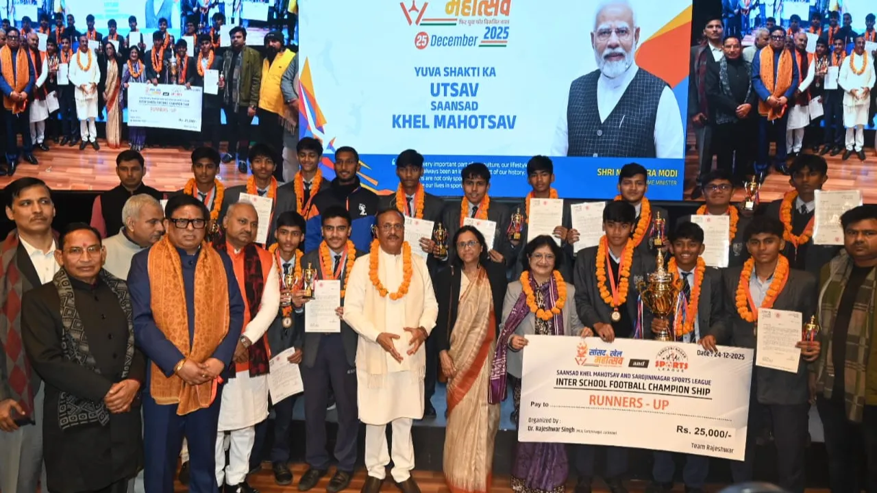 मेडलों की बरसात से गूंजा मैदान: डॉ. दिनेश शर्मा बोले- खेलों से बढ़ रहा भारत का कद, युवाओं को मिल रहा नया अवसर