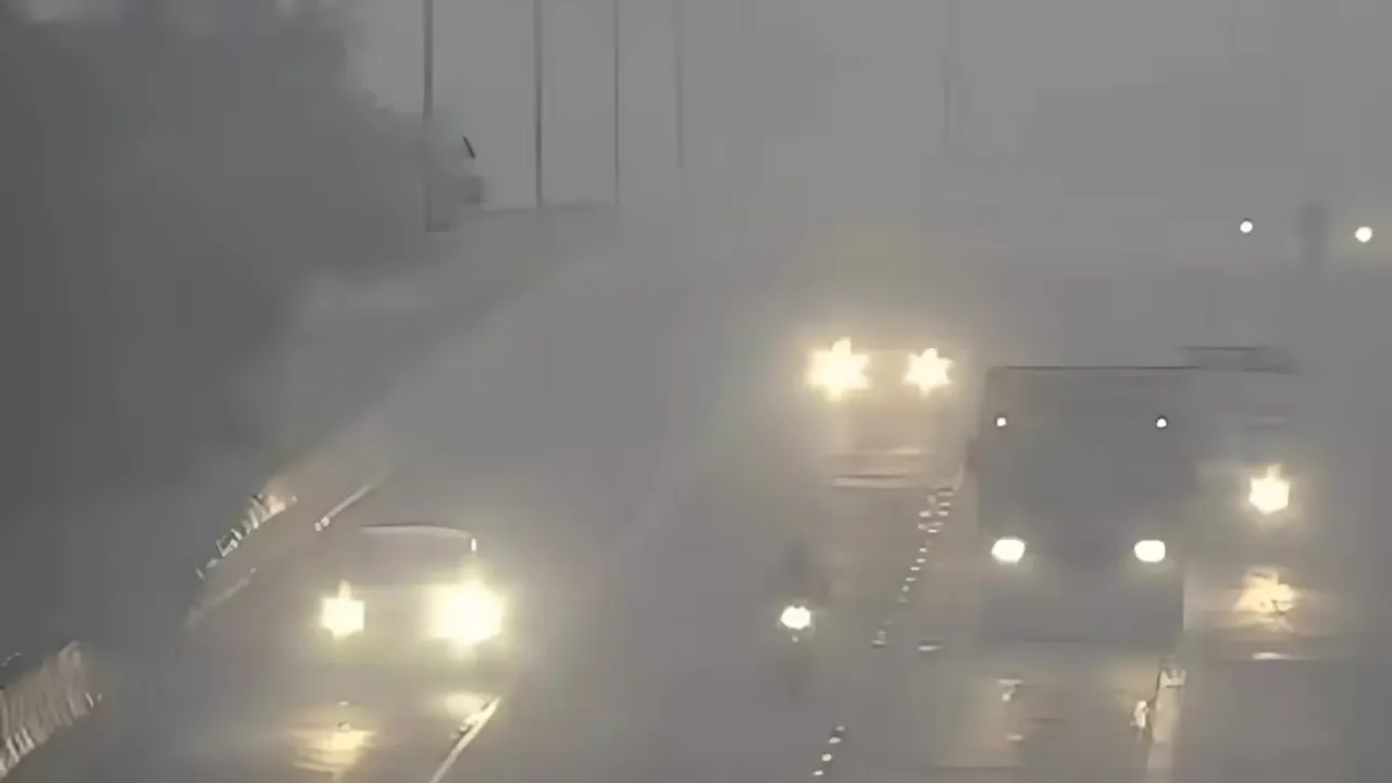 UP Weather Update:  ऑन रोड लंबी यात्रा करने वाले सावधान... घना कोहरा पड़ने को है, मौसम विभाग ने जारी किया अलर्ट