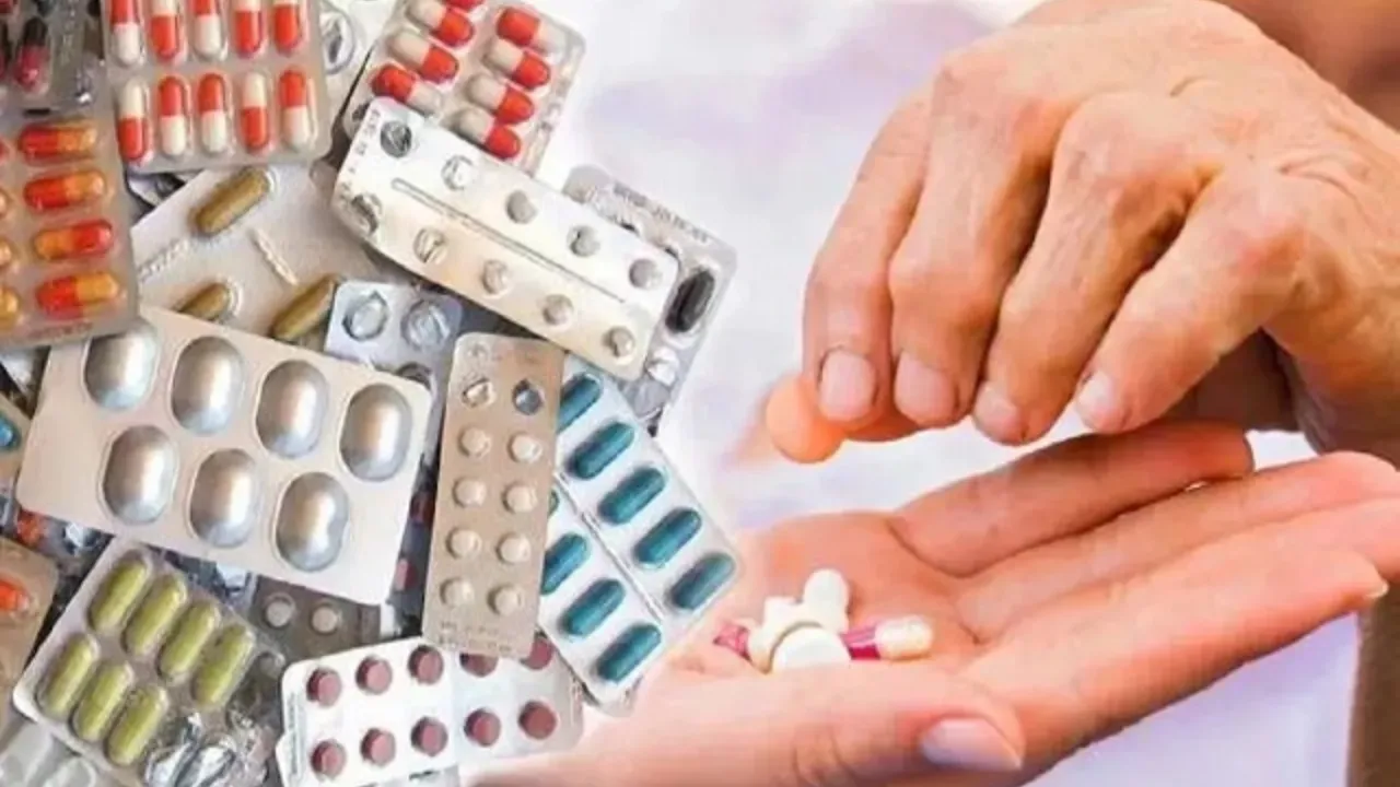 दवा के नाम पर नशे के कारोबार को जड़ से उखाड़ने की तैयारी, अवैध दवा कारोबारियों पर कार्रवाई शुरू... सैकड़ों ड्रग लाइसेंस रद्द