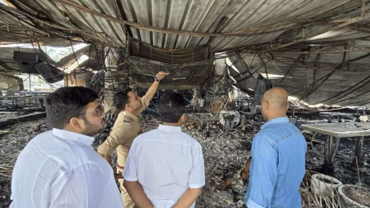 ‘मैंने 20 साल चेताया, किसी ने नहीं सुनी...’, गोवा नाइटक्लब आग में 25 मौतों के पीछे जमीन विवाद की कहानी, जानें क्या बोले भूखंड के मूल मालिक 