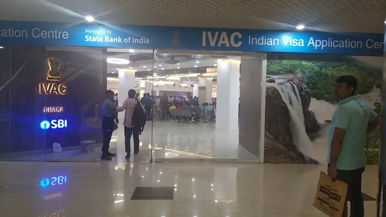 भारत-बंगलादेश संबंधों में नया तनाव: ढाका में भारतीय उच्चायोग को बम धमकी, वीजा केन्द्र को किया अस्थायी तौर पर बंद