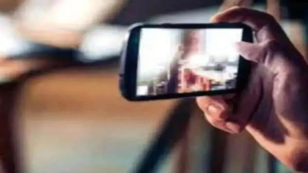 बच्‍चों के अश्लील वीडियो “टेलीग्राम” पर करता था शेयर, मेरठ पुलिस ने आरोपी को किया गिरफ्तार