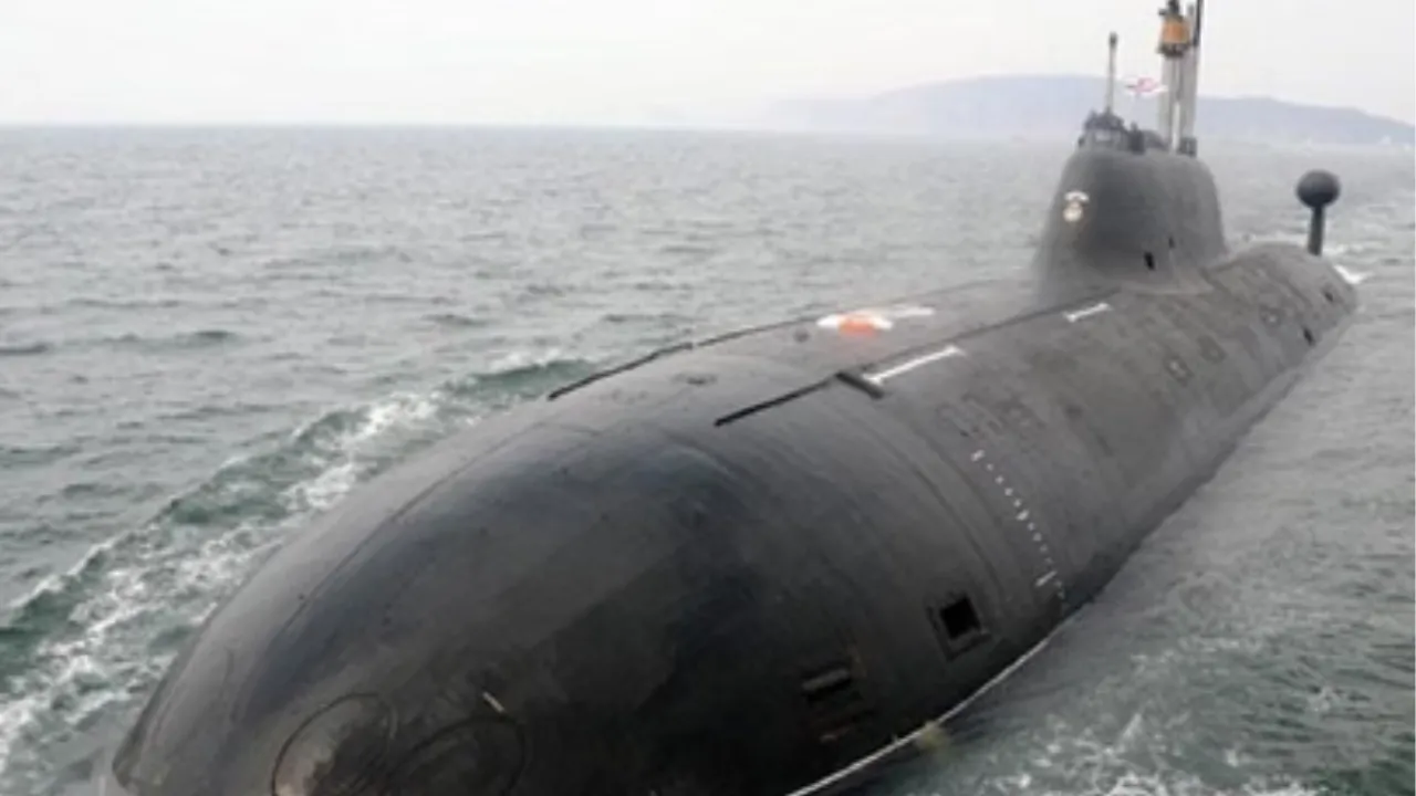 आठ दिसंबर: पहली पनडुब्बी मिलने से बढ़ी भारतीय नौसेना की ताकत 