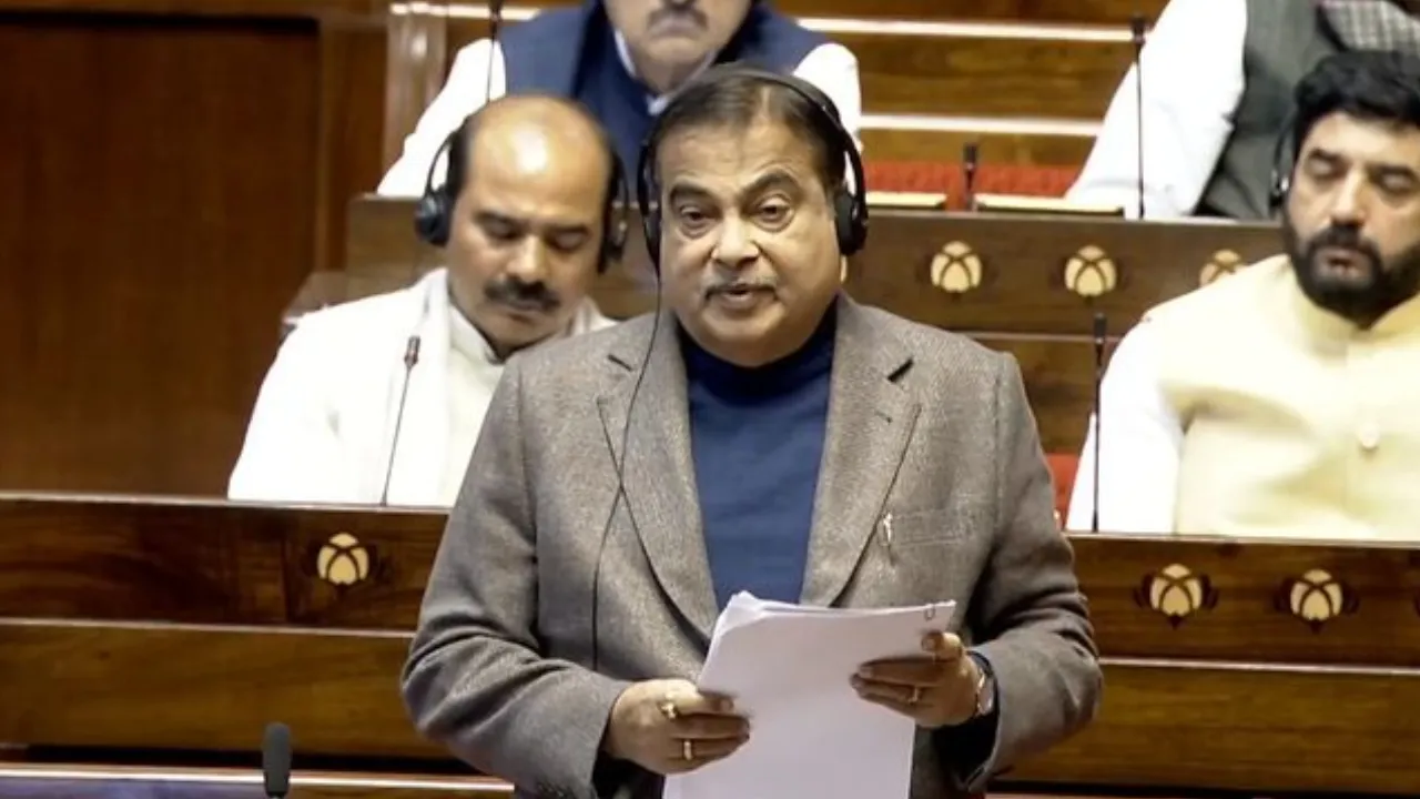 टोल नाकों पर कैमरों से सारा काम होने के कारण रोज होने वाले झगड़ों से मिलेगा छुटकारा : गडकरी