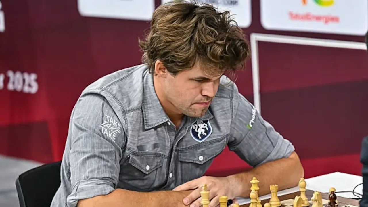 Arjun Erigaisi Settles For Bronze: कार्लसन ने रिकॉर्ड जीता नौवां टाइटल, एरिगैसी के हाथ आया कांस्य पदक 