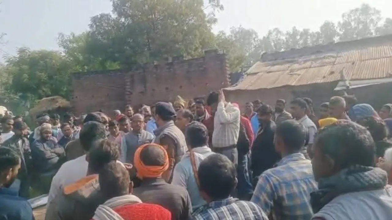 Amethi News: पीपरपुर में नवविवाहिता का शव फंदे से लटका मिला, ढाई साल पहले हुई थी शादी