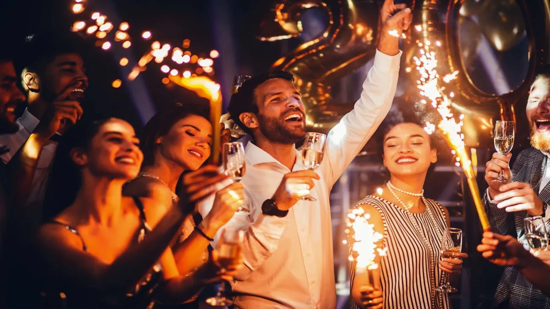 Bareilly: न्यू ईयर का जश्न मनाने वाले होटलों और क्लबों को लेनी होगी अनुमति