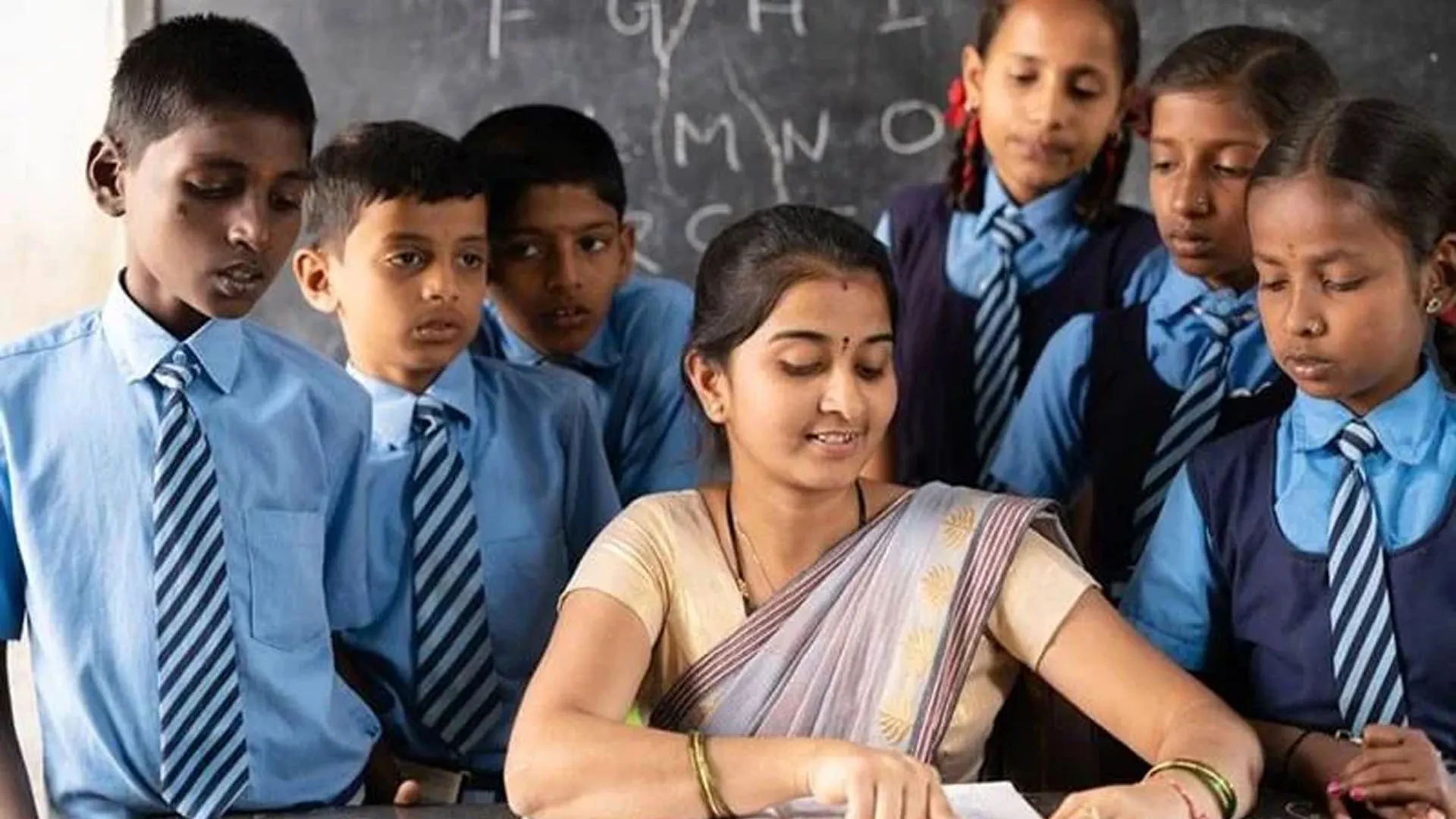 Bareilly : सरकारी स्कूलों में बच्चों की ड्रॉपआउट दर शून्य करने की तैयारी