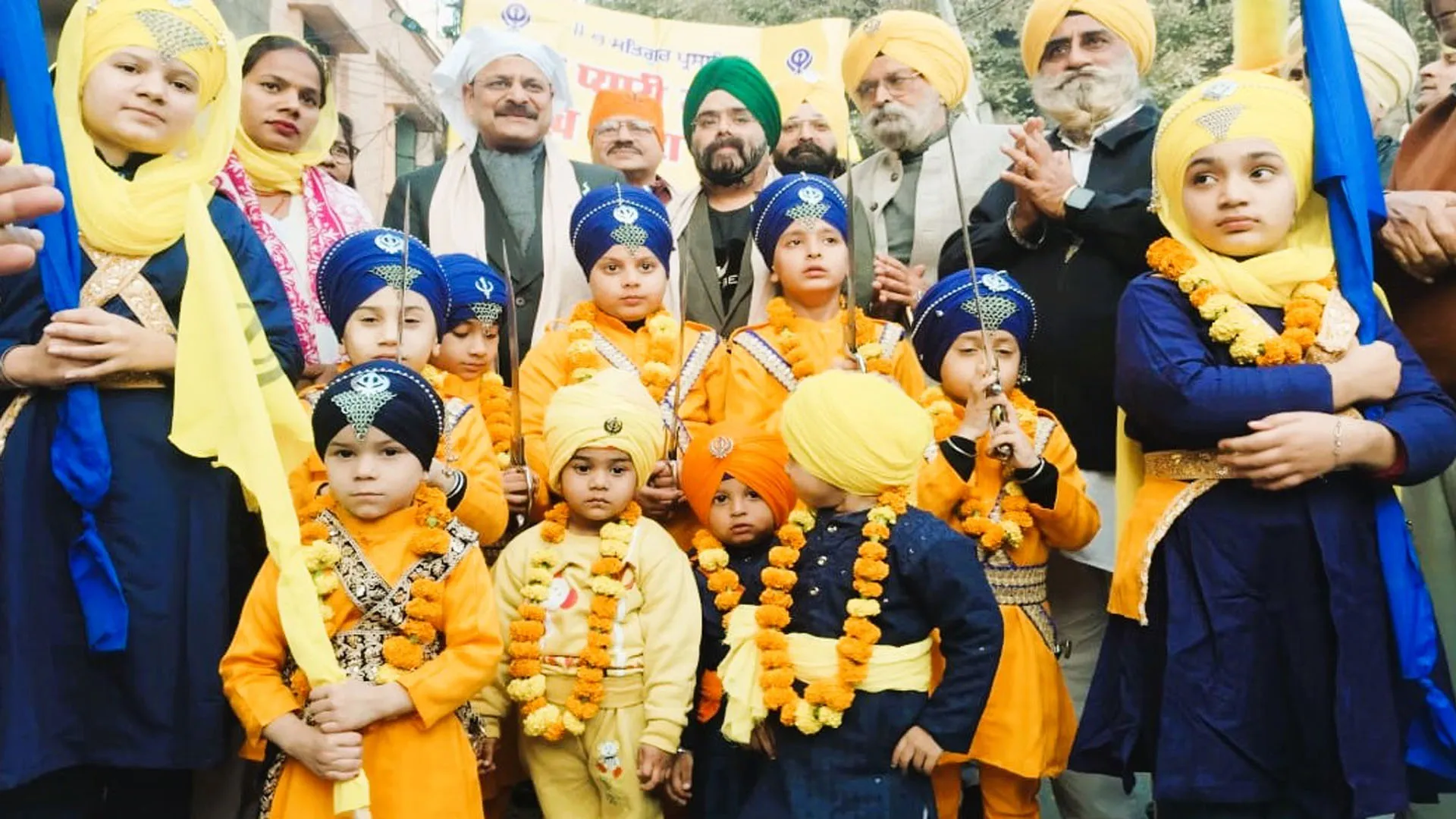 Moradabad: चार साहिबजादों की शहादत को किया नमन, निकाला भव्य बाल खालसा मार्च