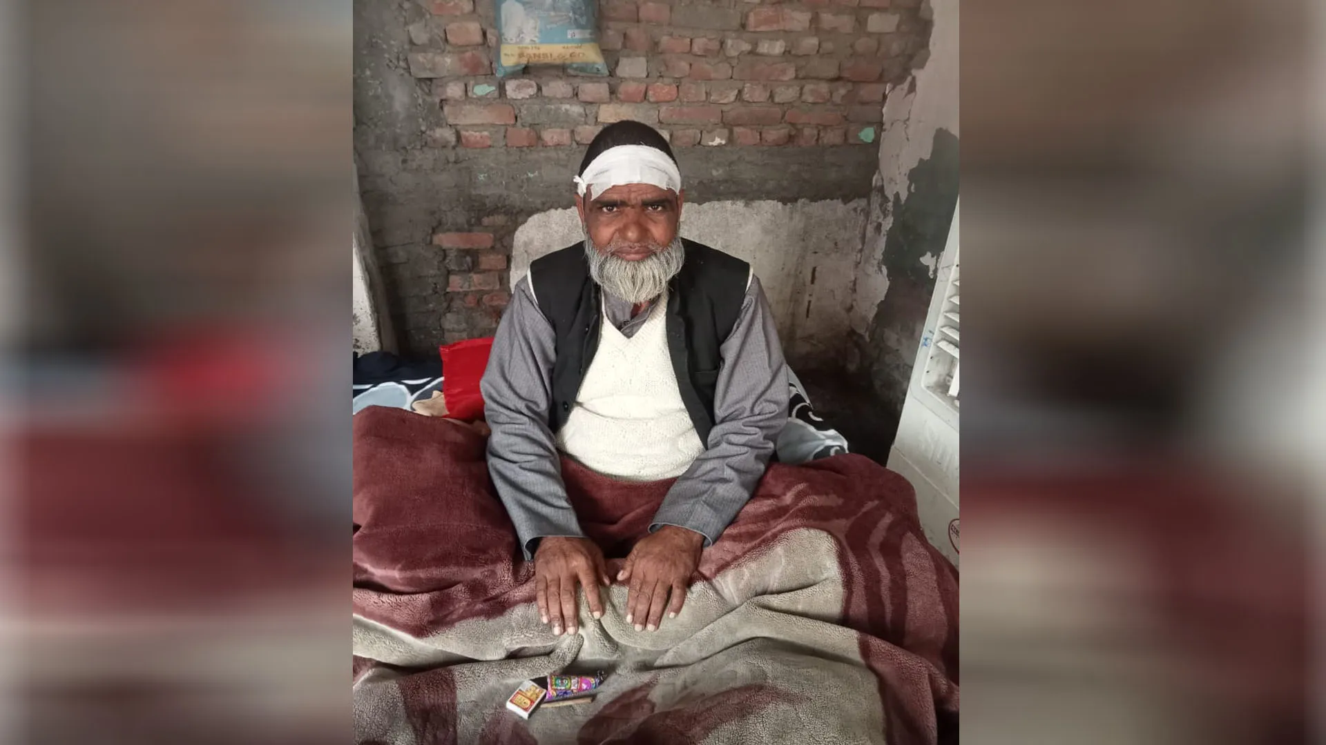 UP: तेंदुए ने घर में घुसकर ग्रामीण पर किया हमला, लोगों ने लाठी-डंडों से दौड़ाया, फैली दहशत