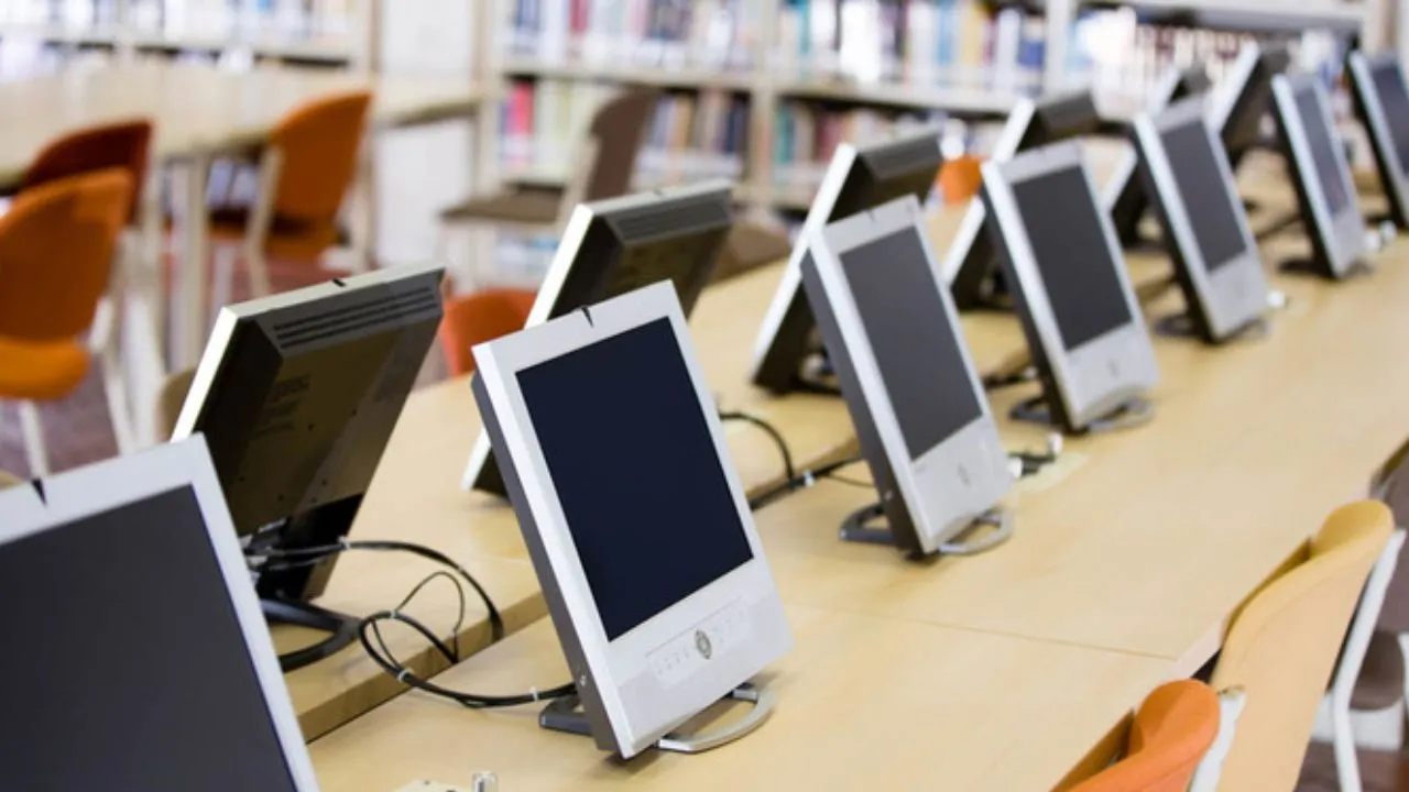  E-library में विविध विषयों के जानकार बनेंगे माध्यमिक छात्र: पाठ्यक्रम से इतर मिलेगी जानकारी, गैर शैक्षणिक पुस्तकें होंगी उपलब्ध